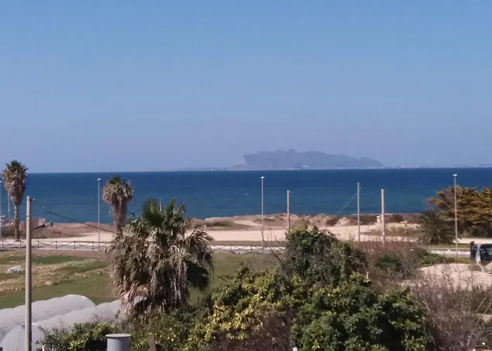 Le Isole Apartahotel 4*