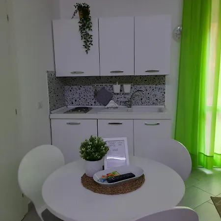 Aparthotel Le Isole 4*