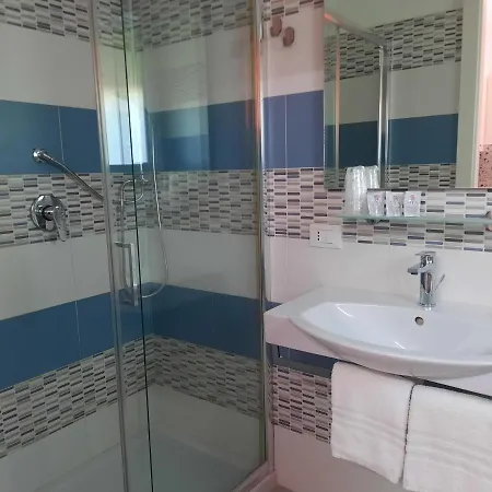 Le Isole Aparthotel
