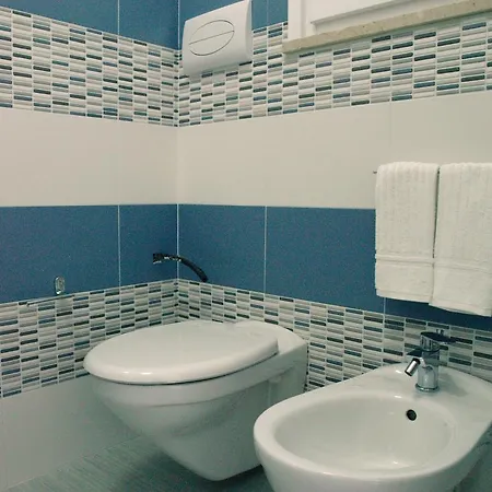 Le Isole Aparthotel *