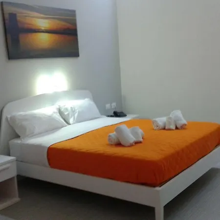 Le Isole Aparthotel *