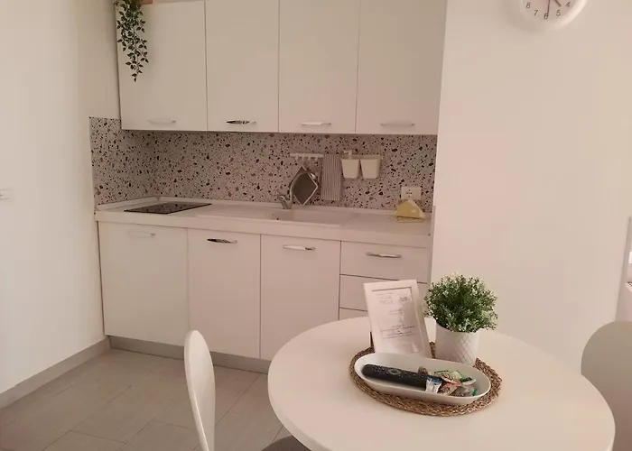 Le Isole Апарт-отель Марсала